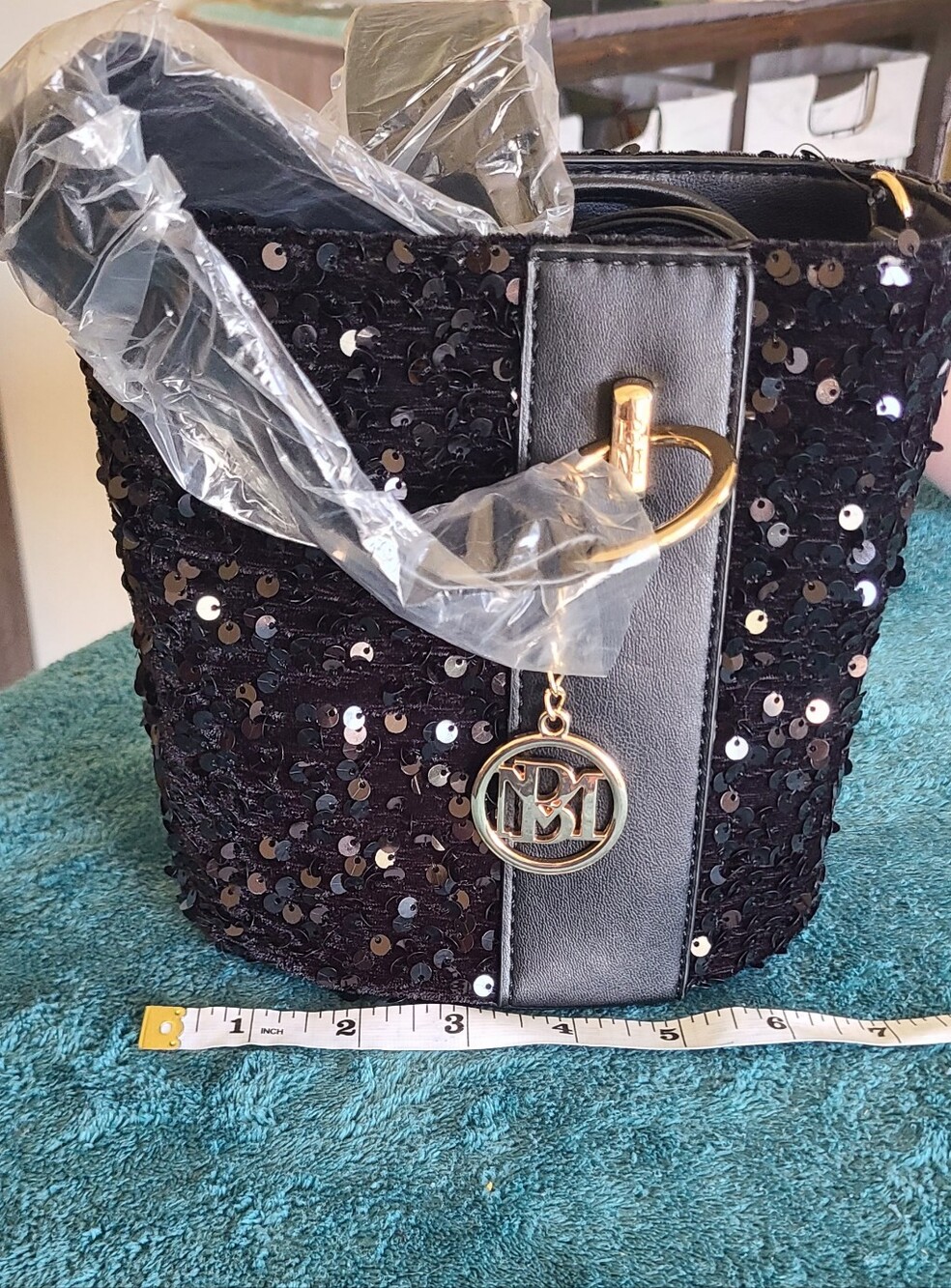 NWT Badgley Mischka Sequin Bucket Bag with Gold Charm